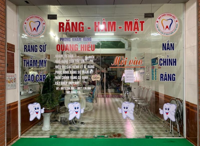 Nha khoa Quang Hiếu