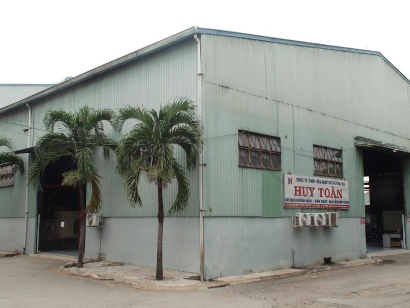Công Ty TNHH Sản Xuất Và Thương Mại Huy Toàn
